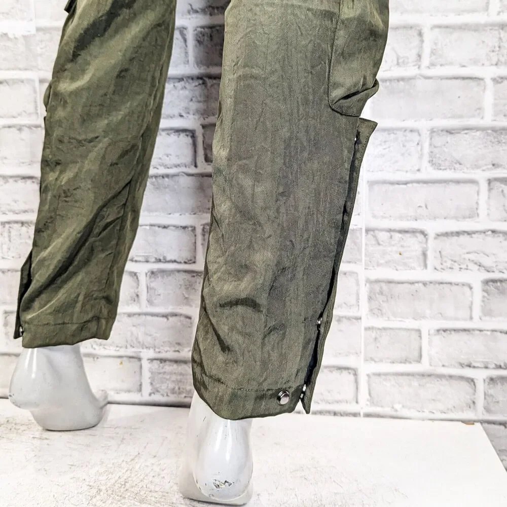 RICHIE LE Collection Nylon Cargo Pants in Green size Medium